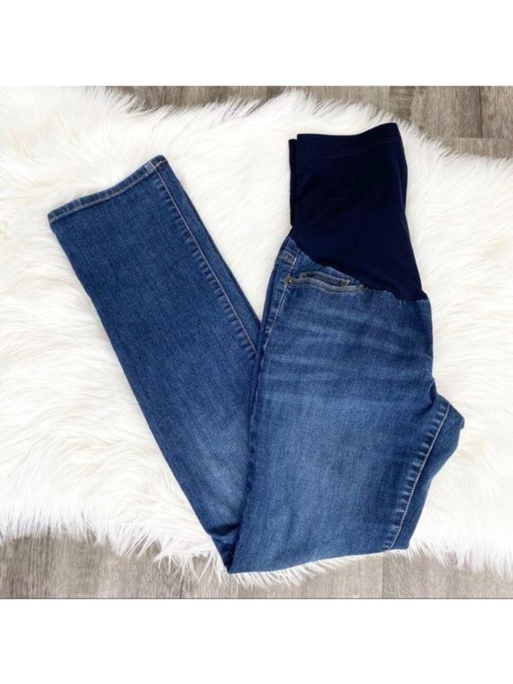 Liz Lange Maternity 2 Full Over Belly Panel Jeans